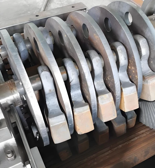 VSI Crusher Liner Plate|Vertikal milga zarbali maydalagich uchun aşınmaya bardoshli quyma